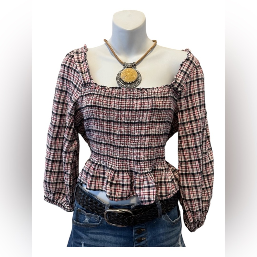 Tommy Hilfiger Smocked Cropped Long Sleeve Size L